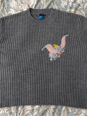 Zara Disney Gray Ribbed Crewneck Sweater with Dumbo Embroidery